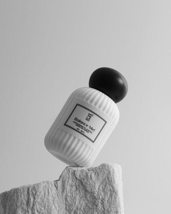 MEDMELANO Balance Me! Moisturizing Oil Control Green Gel-Serum