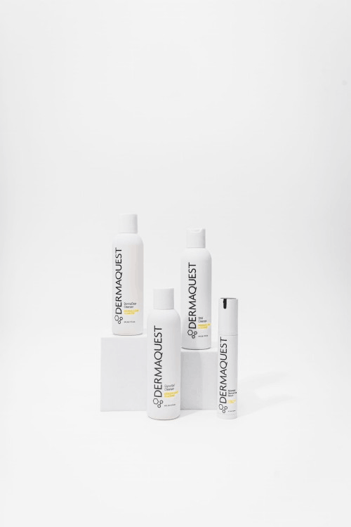 Dermaquest DermaClear Cleanser - Antybakteryjno-enzymatyczny żel do mycia skóry z kwasem migdałowym 177 ml