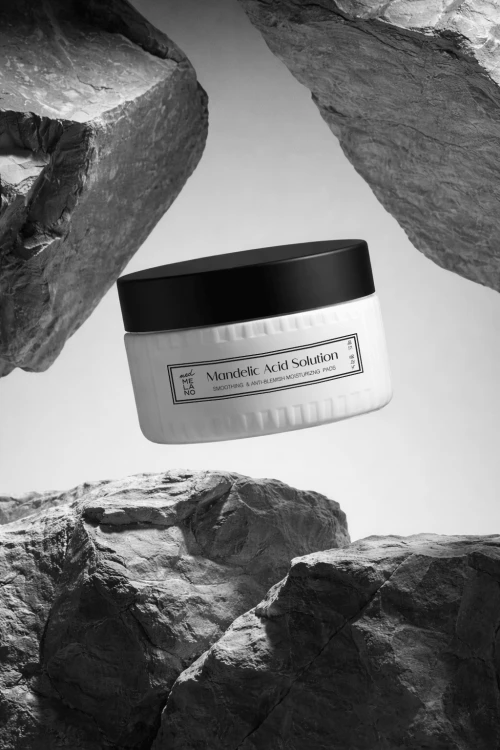 MedMelano Mandelic Acid Solution SMOOTHING &amp; ANTI-BLEMISH MOISTURIZING PADS (90 ml / 45 szt.)